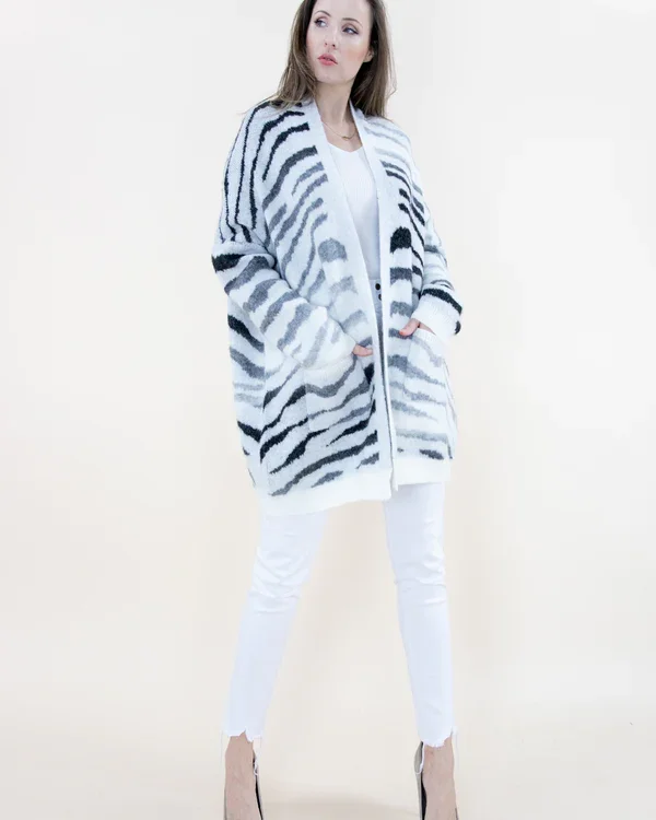 Studded JacketsBlack & White Tiger Print Cardigan w/ Pockets