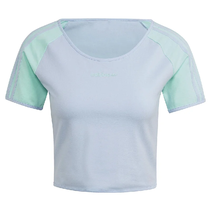 Limited Edition T-Shirtsadidas - Women's Island Club Short T-Shirt (IT8154)