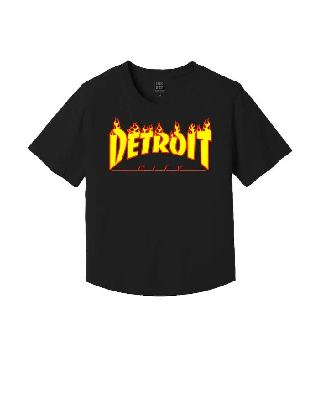 Painted T-ShirtsInk Detroit City Kinda Cropped T-Shirt - Black