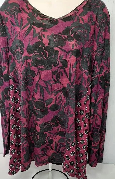 VNeckTopPlusTop Plum Floral V Neck Long Sleeve Women's 292025