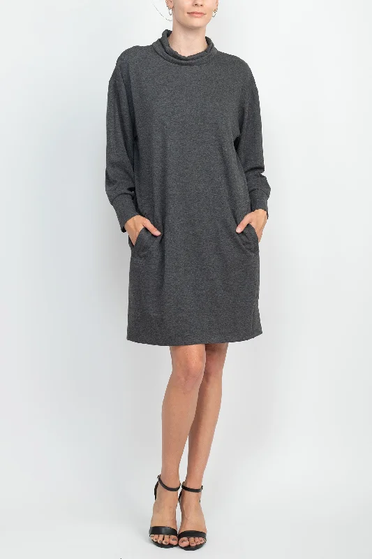 Prairie DressLondon Times Turtle Neck Long Sleeve Side Pockets Short Knit Dress