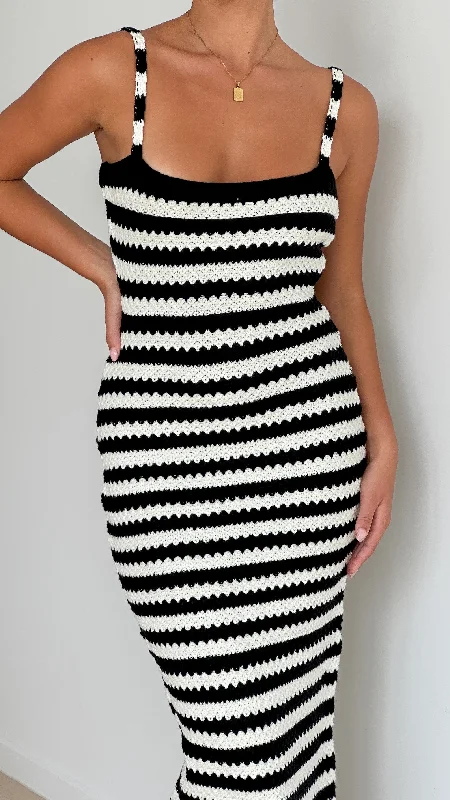 Prairie DressKahnay Maxi Dress - Black / White Stripe